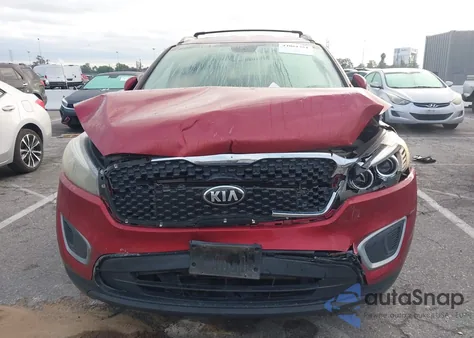 2016 Kia Sorento 2.4L Lx z USA, uszkodzony, nr VIN 5XYPGDA30GG154836